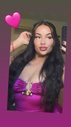 Full gallery of Szofi  Hunter