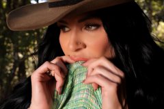 Photo of Michelli Amazing Bum