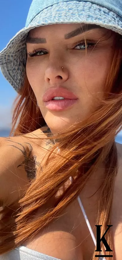 stories-slider-content