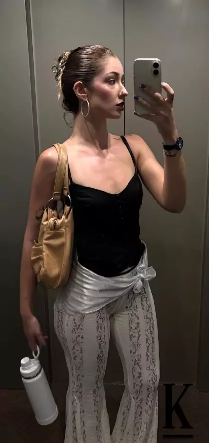 stories-slider-content