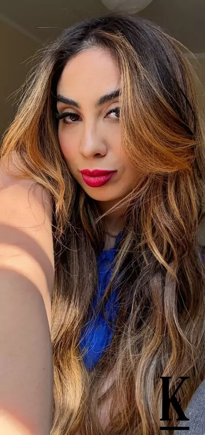 stories-slider-content