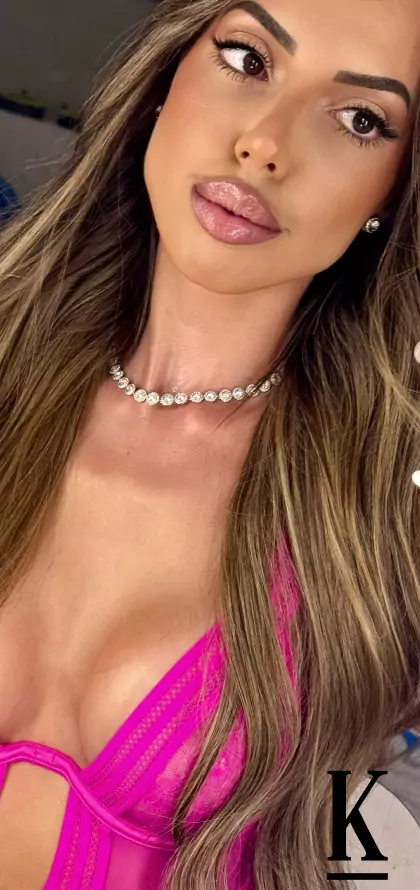 stories-slider-content