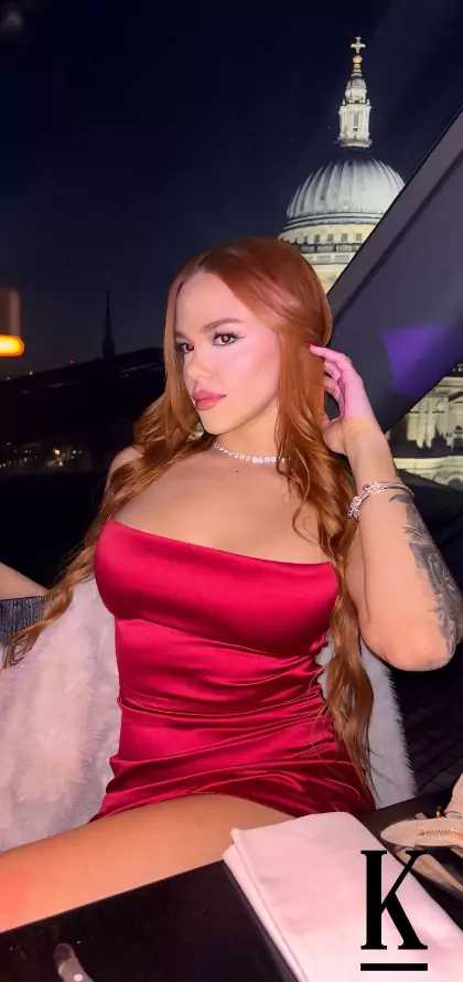 stories-slider-content