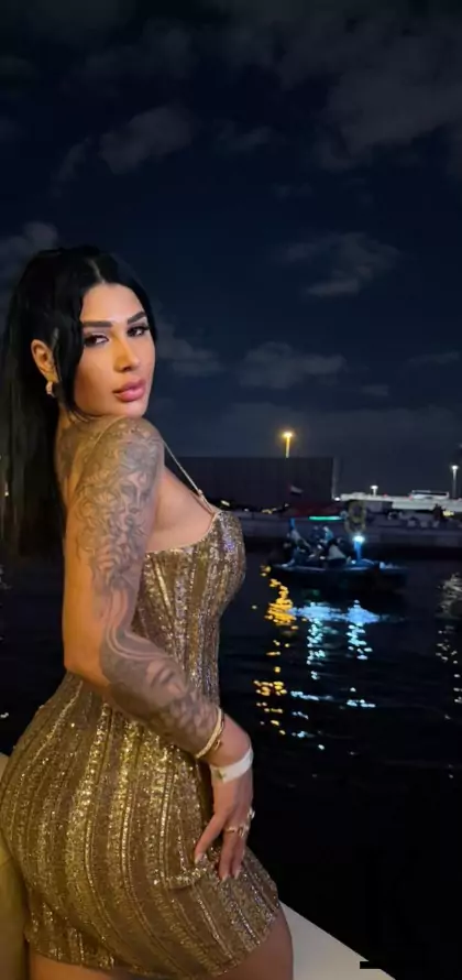 stories-slider-content