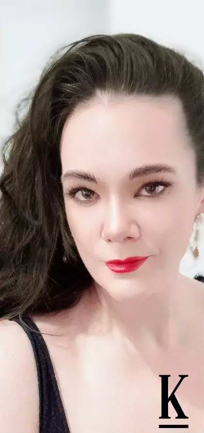 stories-slider-content