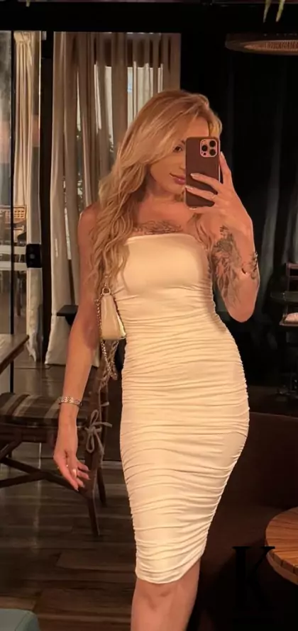 stories-slider-content