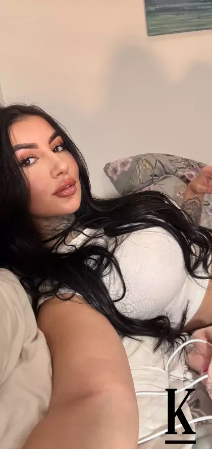 stories-slider-content