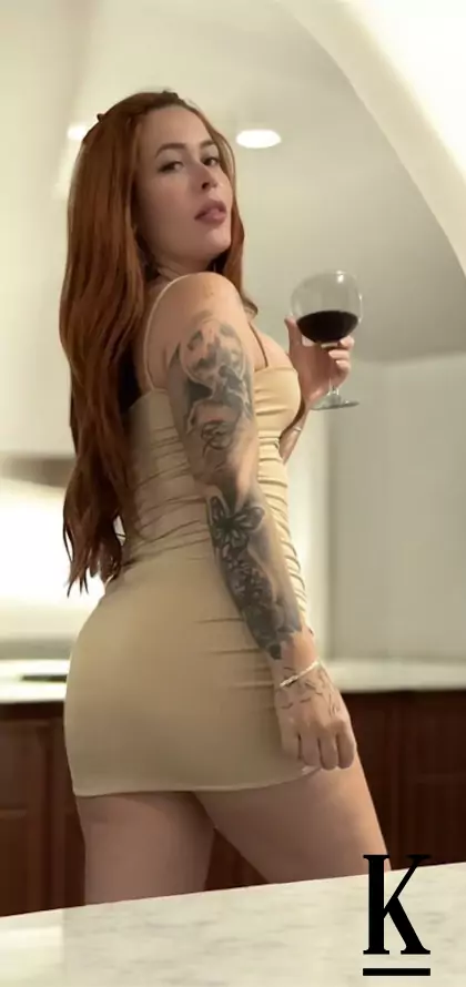 stories-slider-content