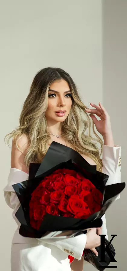 stories-slider-content