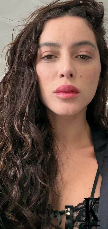 stories-slider-content