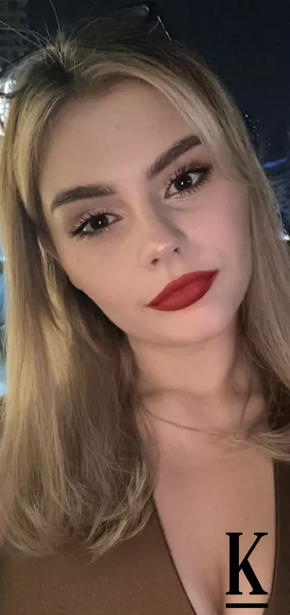 stories-slider-content