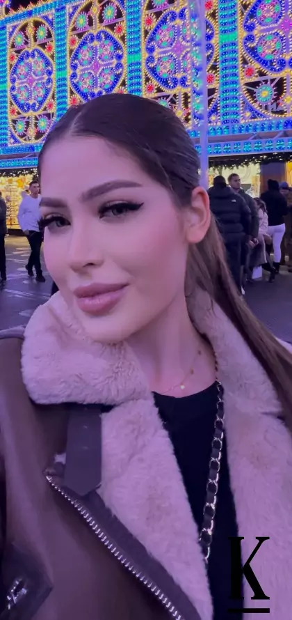 stories-slider-content