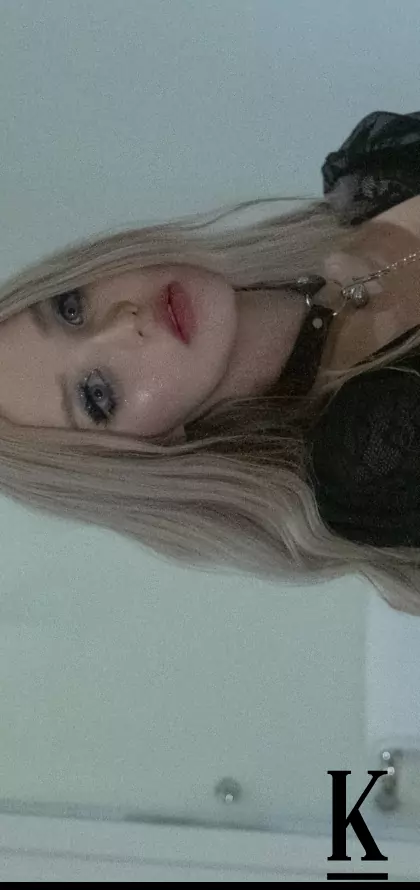 stories-slider-content