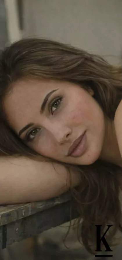 stories-slider-content