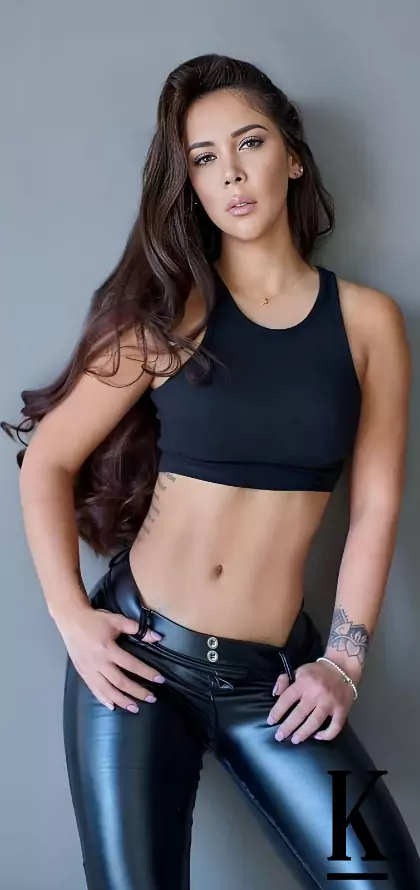 stories-slider-content