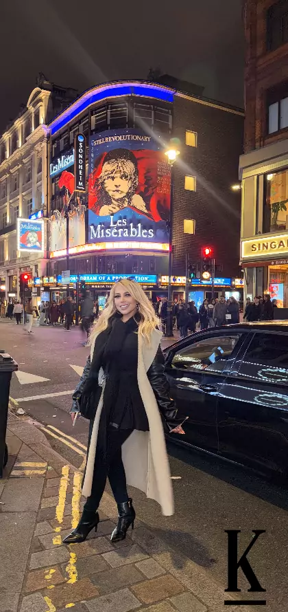 stories-slider-content