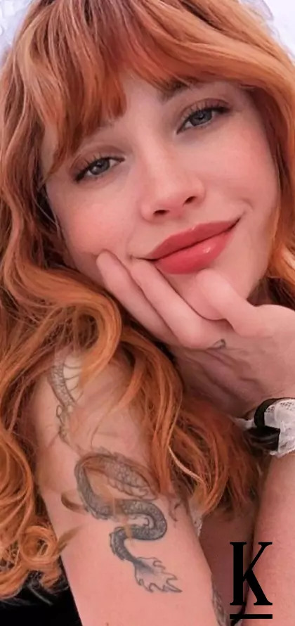 stories-slider-content