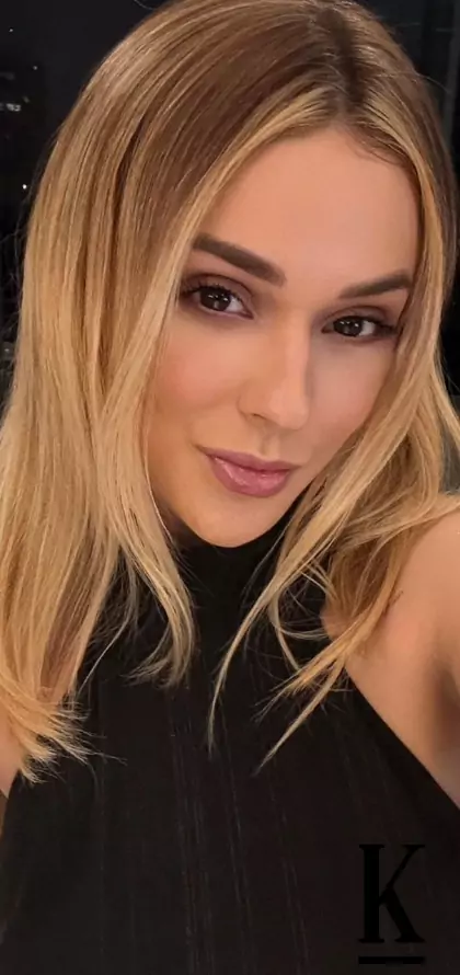 stories-slider-content