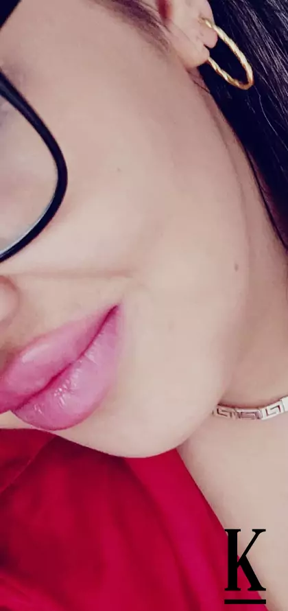 stories-slider-content