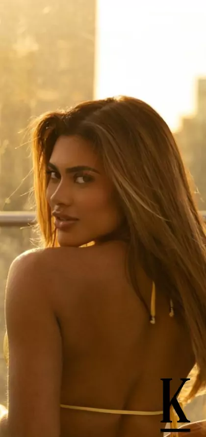 stories-slider-content