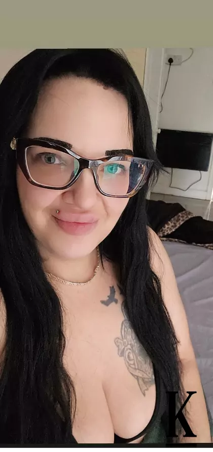 stories-slider-content