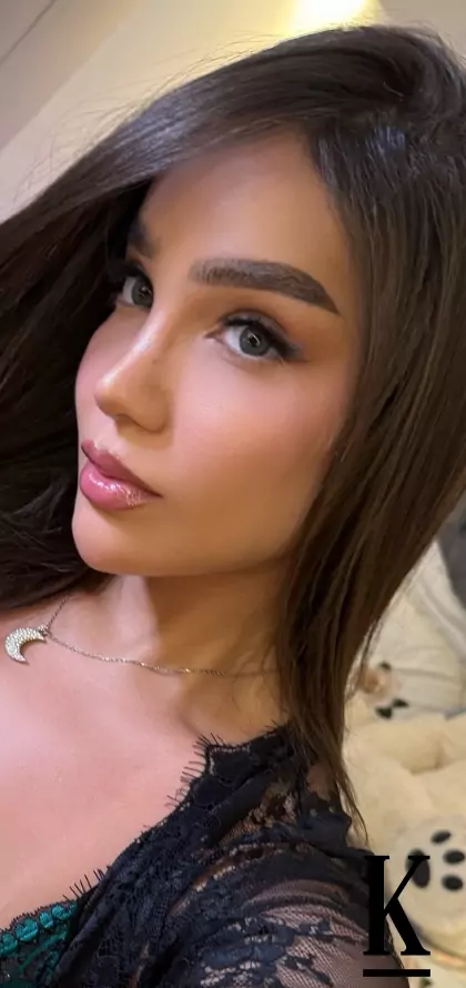 stories-slider-content