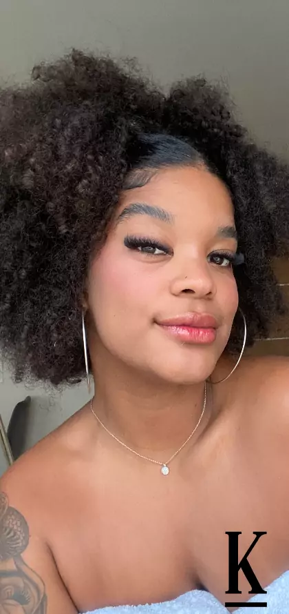 stories-slider-content