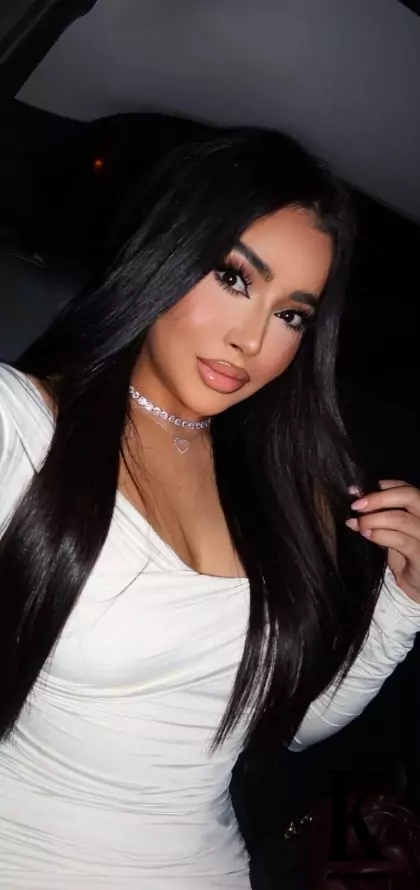 stories-slider-content