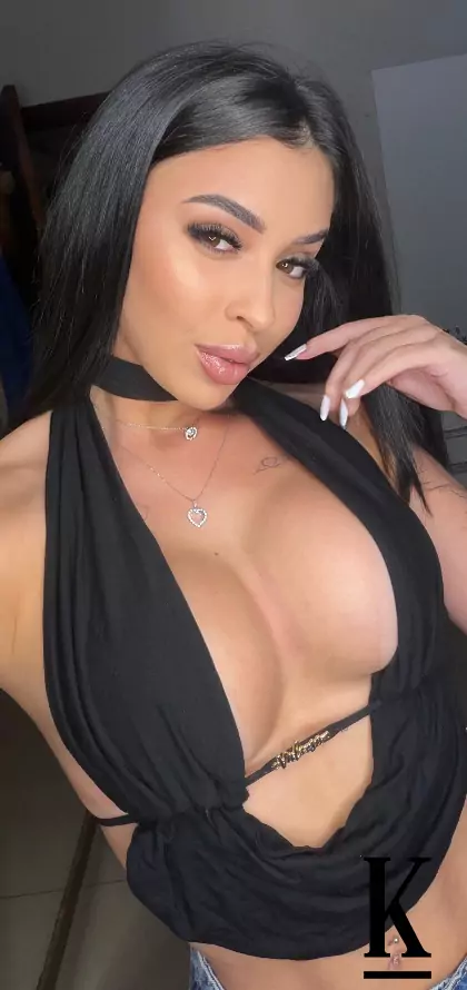 stories-slider-content