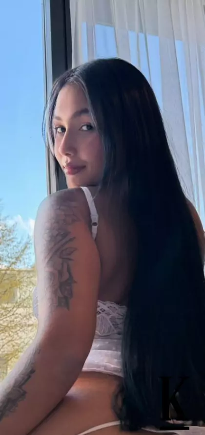 stories-slider-content