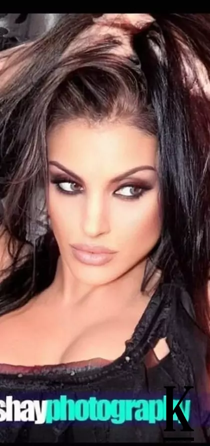 stories-slider-content