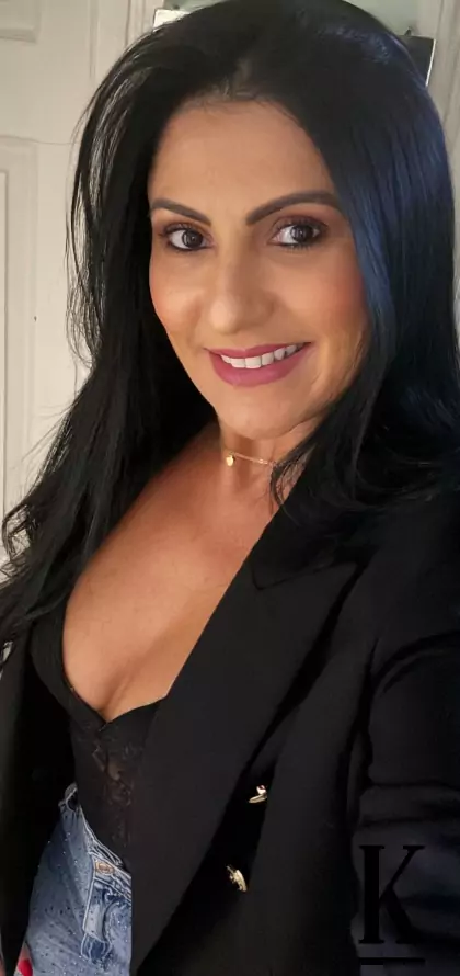 stories-slider-content