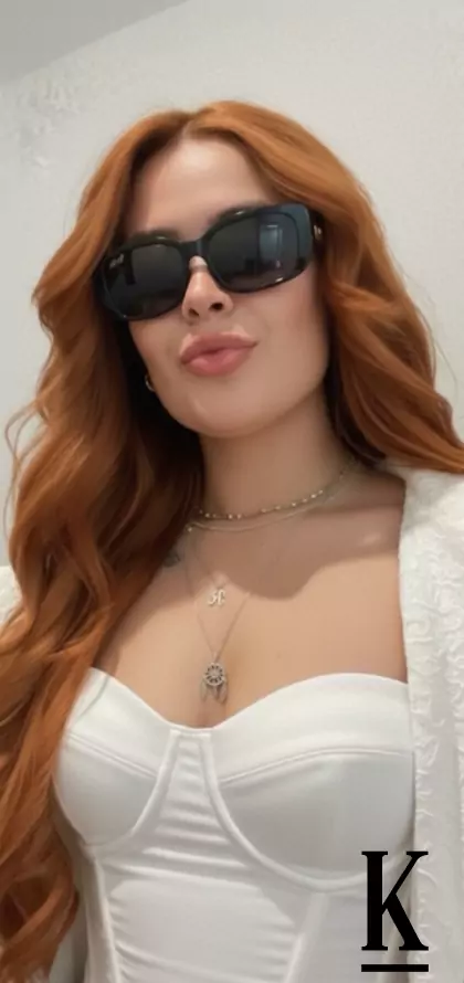 stories-slider-content