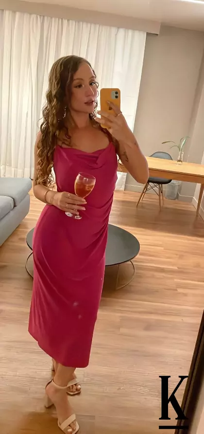 stories-slider-content