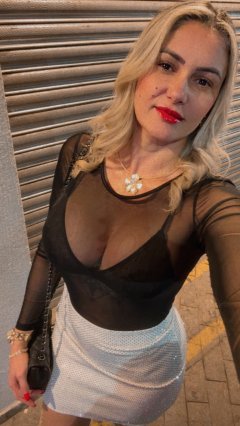 Julie - Verified profile