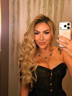 Portrait of Lara  goddess 👑